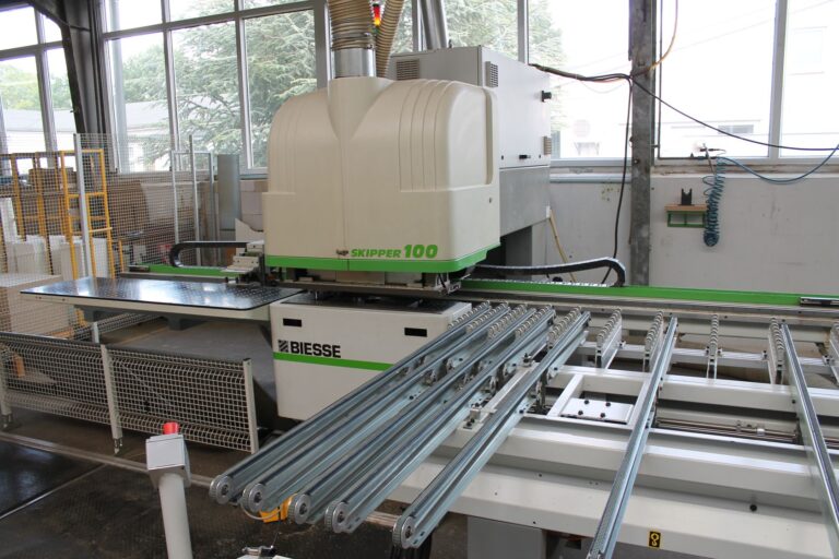 Read more about the article 4605 BIESSE SKIPPER 100 L CNC – Bearbeitungszentrum