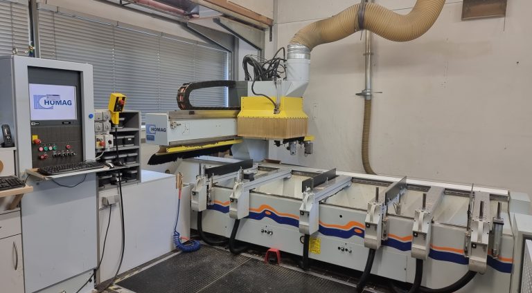 4636-HOMAG-CNC-Bearvbeitungszentrum